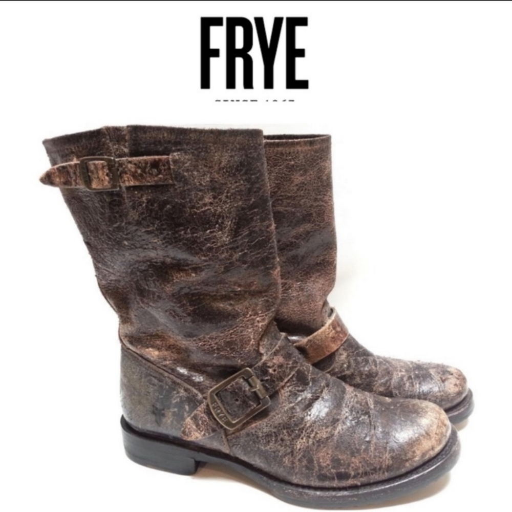 FRYE Veronica slouchy short motorcycle boots!